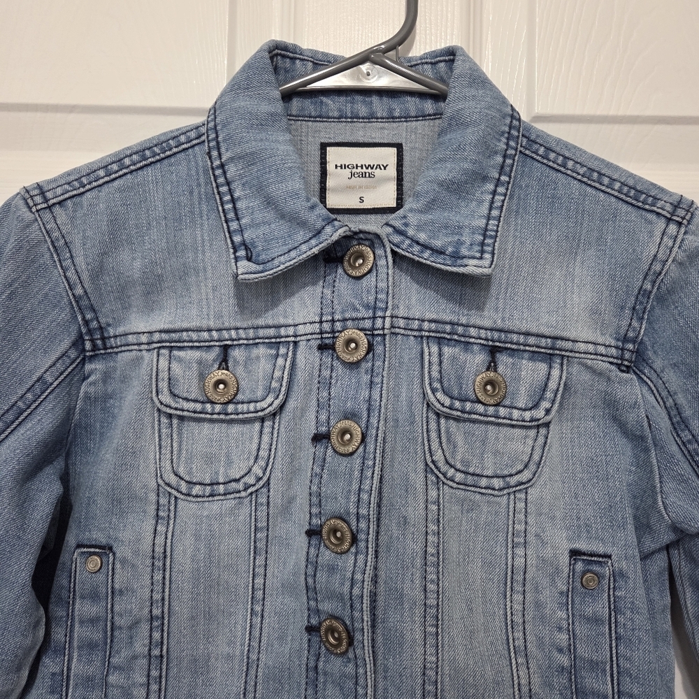 Highway Jeans Girls Medium Wash Cropped Denim jacket Size Small - Picture 2 of 11